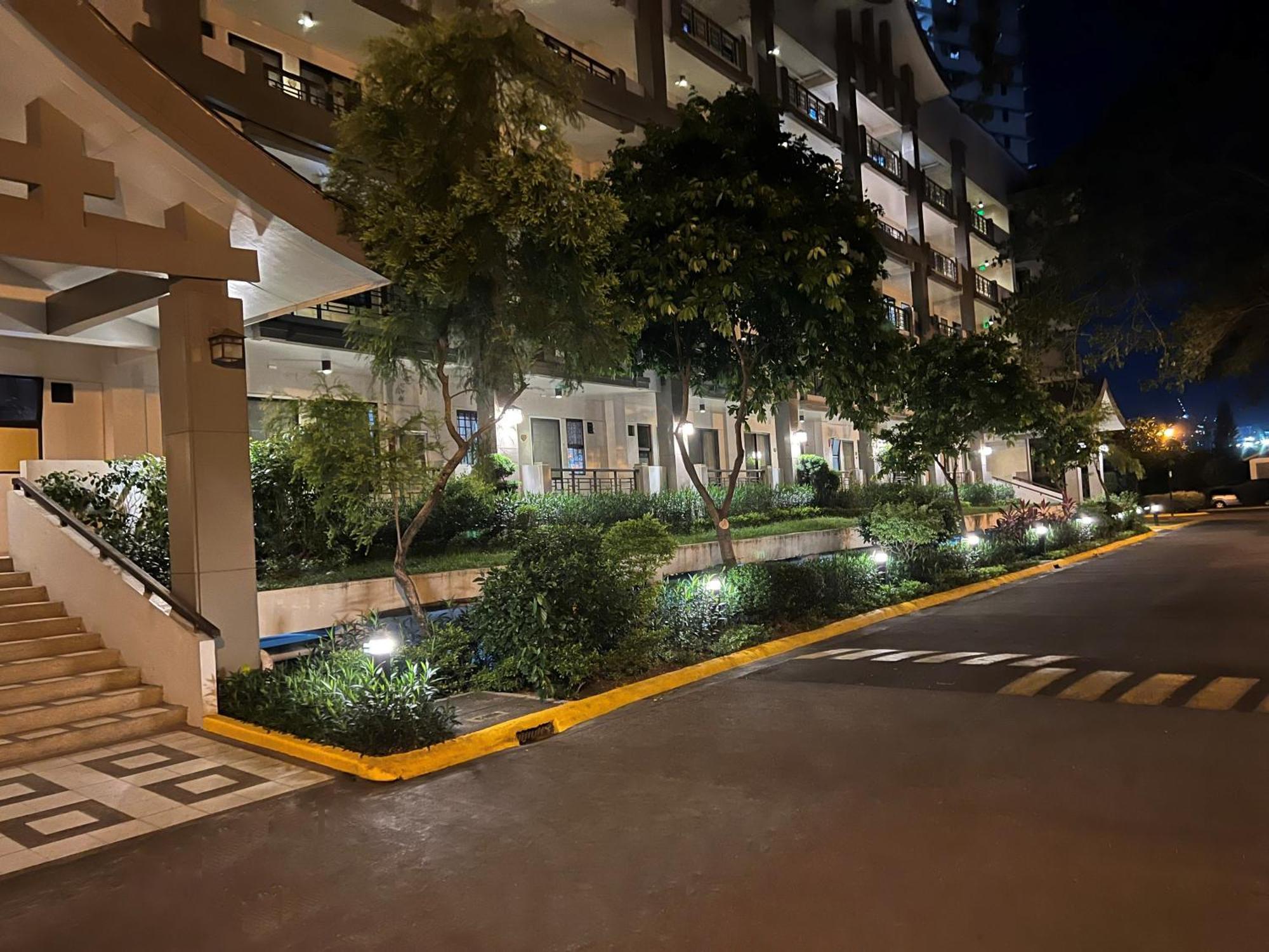 Stunning 2Br Apt, 65 Sq M Netflix At Rosewood Pointe Residences Near Bgc Manila Exteriér fotografie